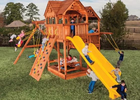 7.0 MegaDeck Fort DoubleDecker w/ Wood Roof, Treehouse Panels and Yellow DoubleWall Scoop Slide