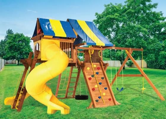 6.5 Jaguar Playcenter w/ BYB Tarp, 4×6 Monkey Bars, Loft, Yellow DoubleWall Scoop Slide and Yellow Spiral Slide